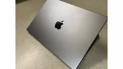Macbook